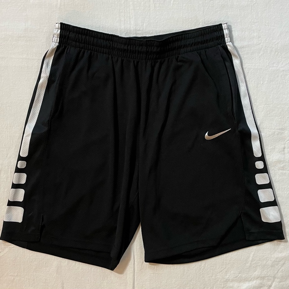 Nike Boy’s Athletic Shorts XL
